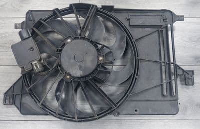GENUINE FORD C-MAX MK2 1.6 TDCi RADIATOR COOLANT FAN 8V61-8C607-EE 2011 - 2015