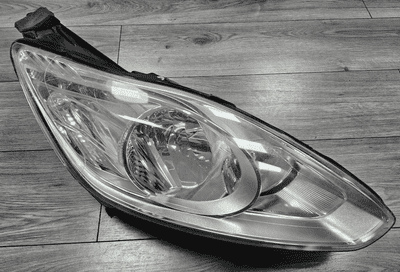 GENUINE FORD C-MAX MK2 / MK3 DRIVER RIGHT HEADLIGHT AM51-13W029-BF 2011 - 2015