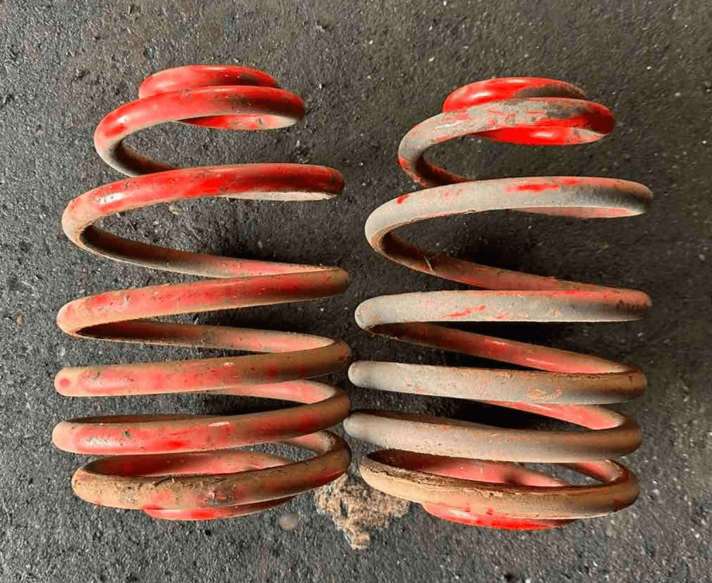 GENUINE FORD ESCORT MK6 ESTATE PAIR REAR SUSPENSION COIL SPRINGS 1996 ...
