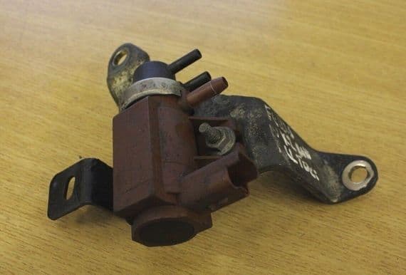 GENUINE FORD FIESTA FOCUS C-MAX 1.6 TDCi VACUUM CONTROL VALVE 2001 - 2011
