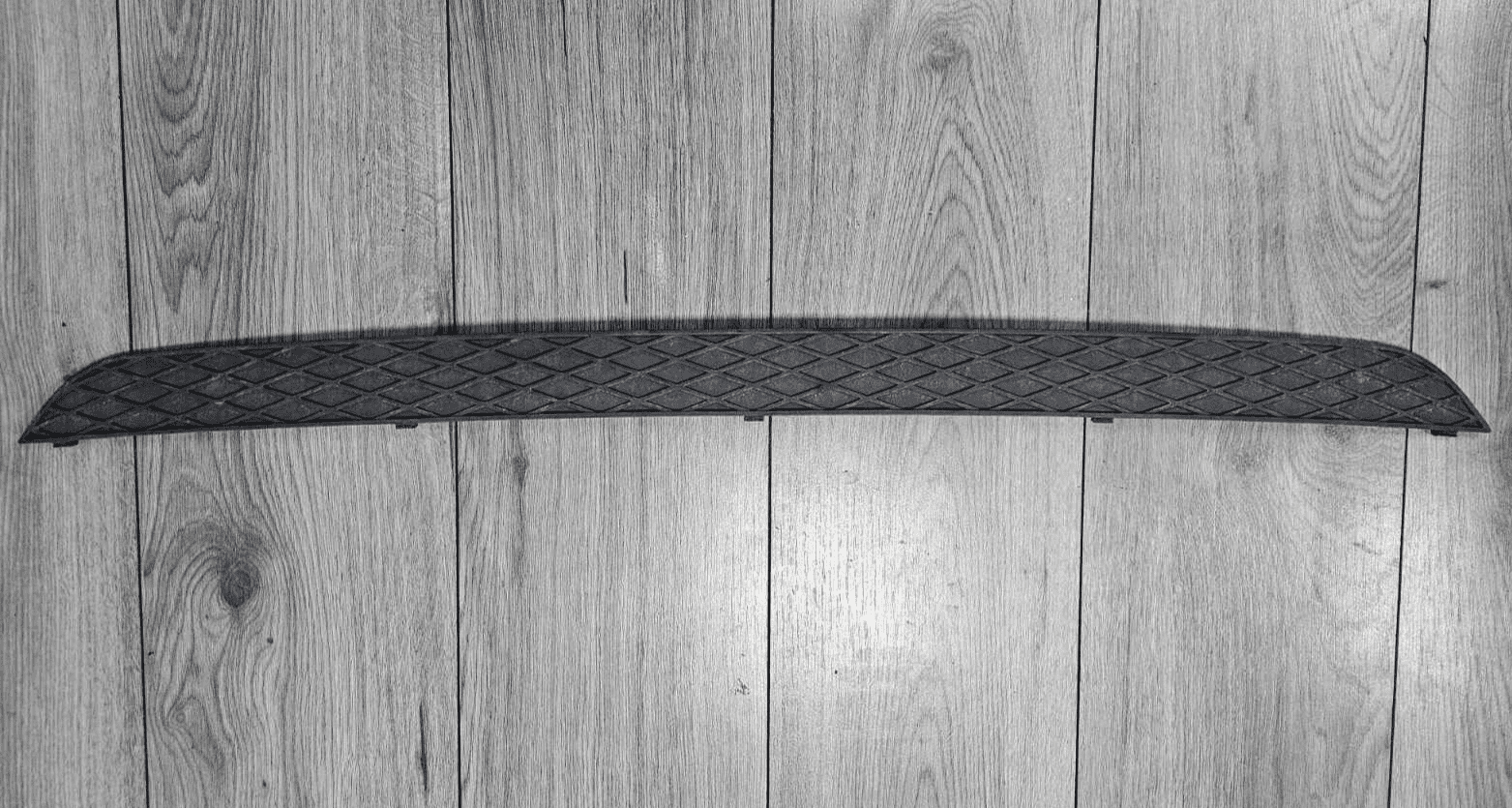 GENUINE FORD FIESTA MK6 ST150 CENTRE REAR BUMPER GRILL TRIM INSERT 2005 ...