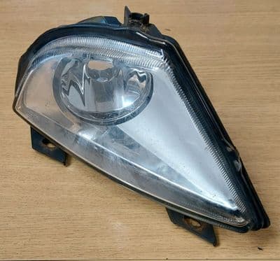 GENUINE FORD FIESTA MK6 VALEO FRONT FOG LIGHT LEFT PASSENGER SIDE 2002 - 2005