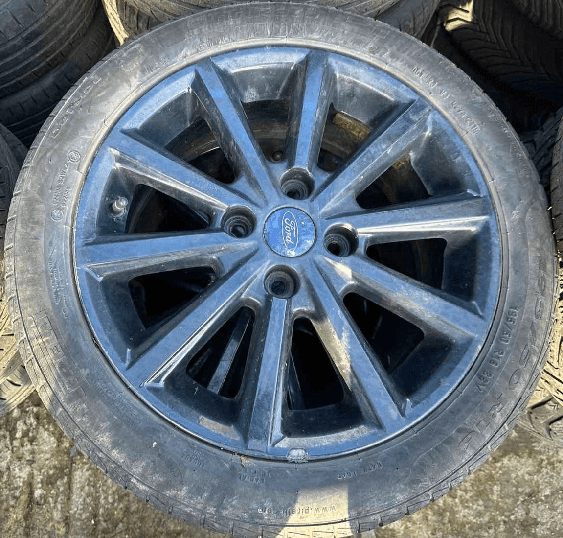 GENUINE FORD FIESTA MK7 16