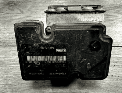 GENUINE FORD FIESTA MK7 ABS PUMP MODULATOR 8V51-2M110-BA 2008 - 2012