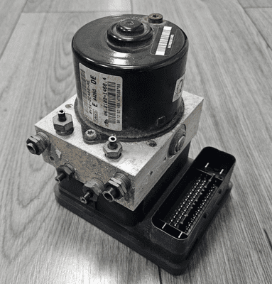 GENUINE FORD FIESTA MK7 ABS PUMP MODULATOR MODULE 8V51-2C405-AF 2008 - 2012