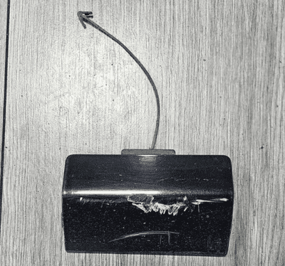 GENUINE FORD FIESTA MK7 PASSENGER FRONT JACKING POINT COVER BLACK 2008 - 2012