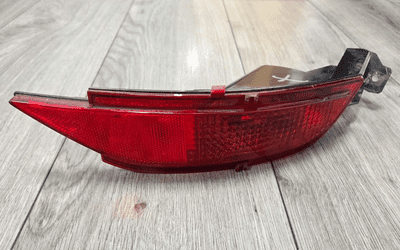 GENUINE FORD FIESTA MK7 REAR FOG LIGHT REFLECTOR 8A61-15K272-AD 2013 - 2017