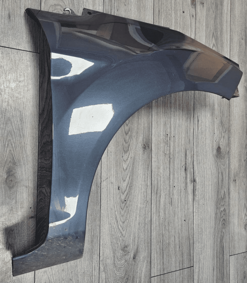 Coppia Coprispecchietti Nero Lucido Per Ford Fiesta MK7 2008-2017 – Sostituzione Destro E Sinistro, In ABS