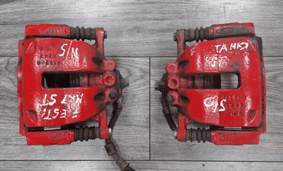 GENUINE FORD FIESTA MK7 ST ST180 FRONT RED BRAKE CALIPER CARRIER PAIR 2013-2017