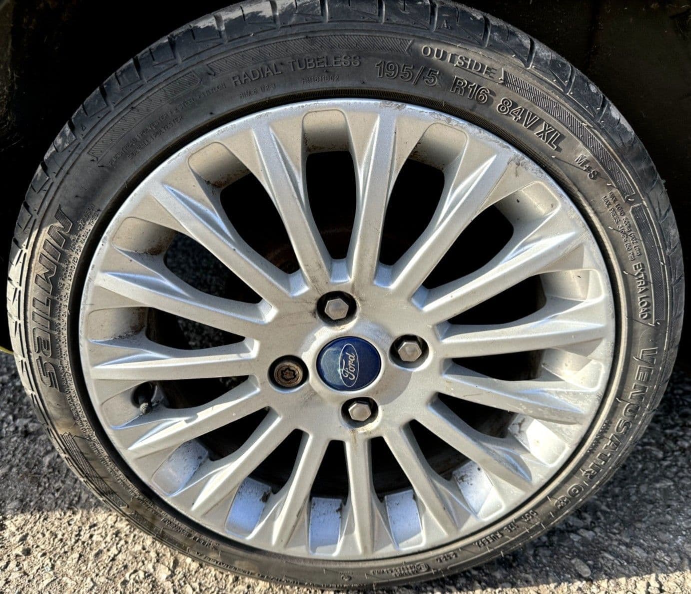 GENUINE FORD FIESTA MK7 TITANIUM 16