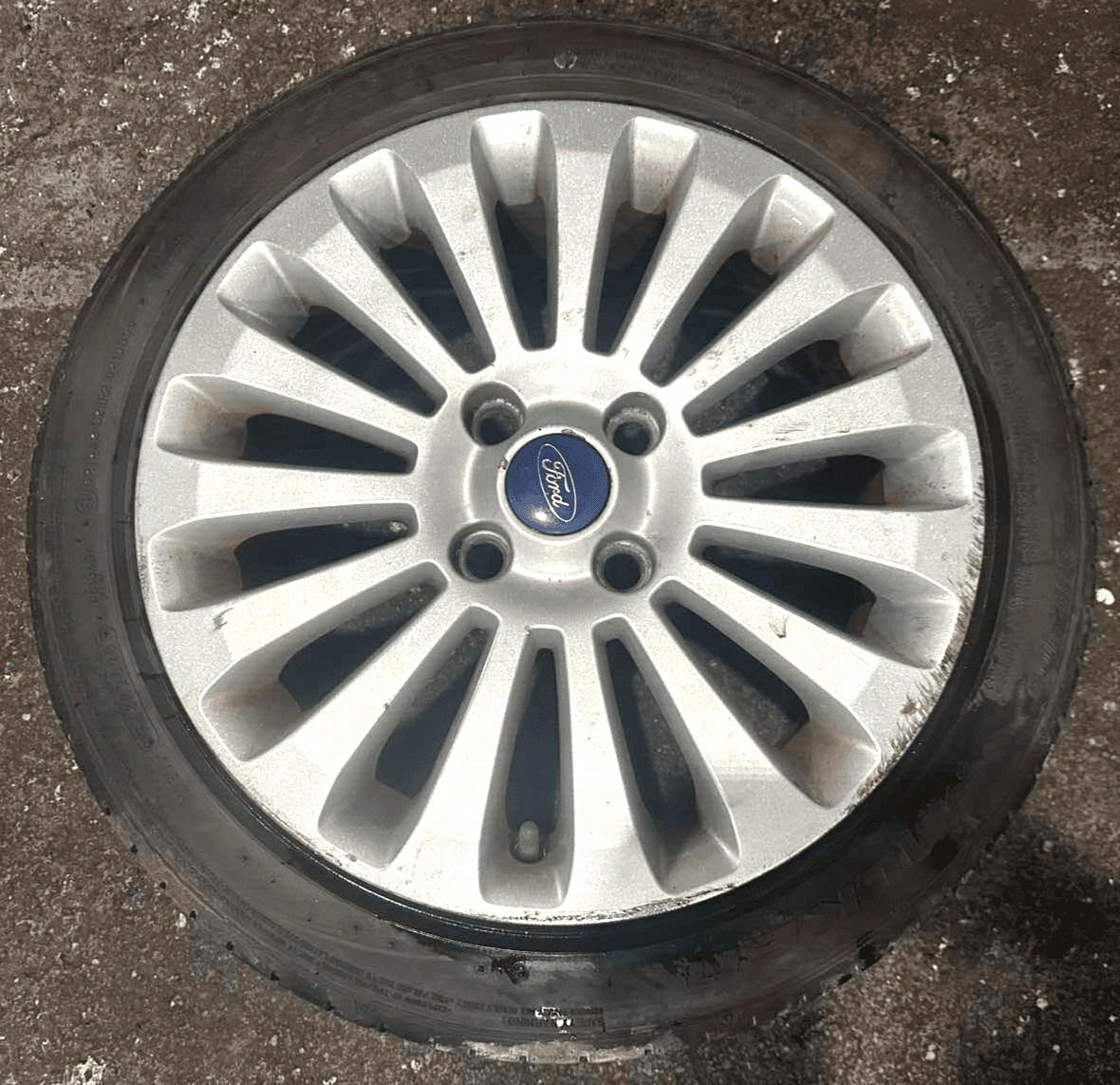 GENUINE FORD FIESTA MK7 TITANIUM 16