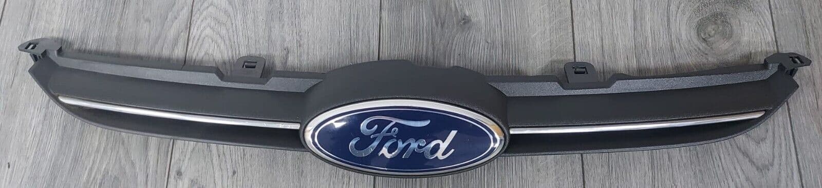 GENUINE FORD FIESTA MK7 UPPER BUMPER BONNET GRILL CHROME 2010-2012