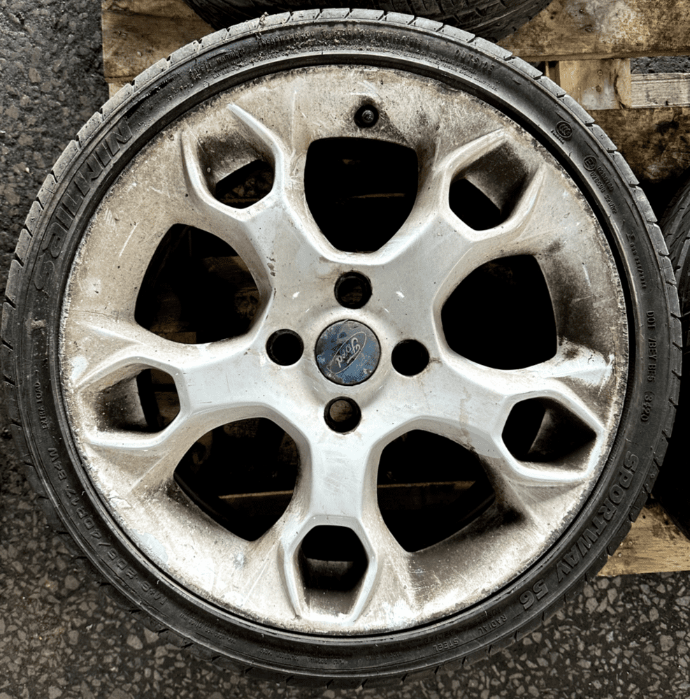 GENUINE FORD FIESTA MK7 ZETEC S 5 SPOKE ALLOY WHEEL WHITE 205/40/17 ...