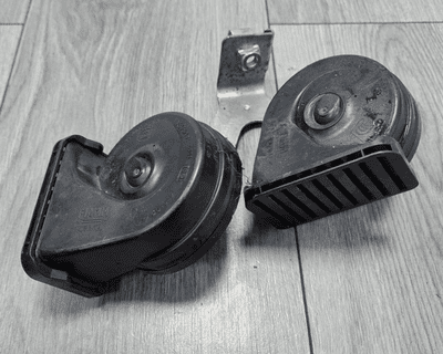 GENUINE FORD FIESTA MK8 ELECTRIC DUAL HORN H1BT-13A803-AG 2017 - 2023