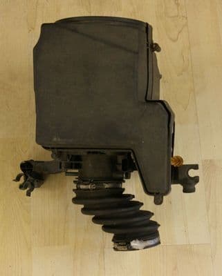 GENUINE FORD FOCUS C-MAX KUGA 1.5/1.6 TDCi AIR FILTER BOX AV61-9600-BG 2011-2019