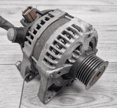 GENUINE FORD FOCUS KUGA C-MAX 1.6 2.0 TDCi ALTERNATOR 8M5T-10300-YB 2003-2012