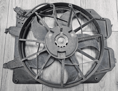 GENUINE FORD FOCUS MK1 1.4 / 1.6 PETROL RADIATOR FAN 98AB-8C607-JG 1998 - 2005