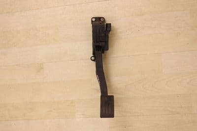 GENUINE FORD FOCUS MK2 1.6 1.8 2.0 TDCi THROTTLE ACCELERATOR PEDAL 2005-2011