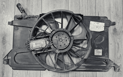 GENUINE FORD FOCUS MK2 2.0 TDCi AUTO RADIATOR FAN MODULE 7M51-8C607-AB 2008-2011