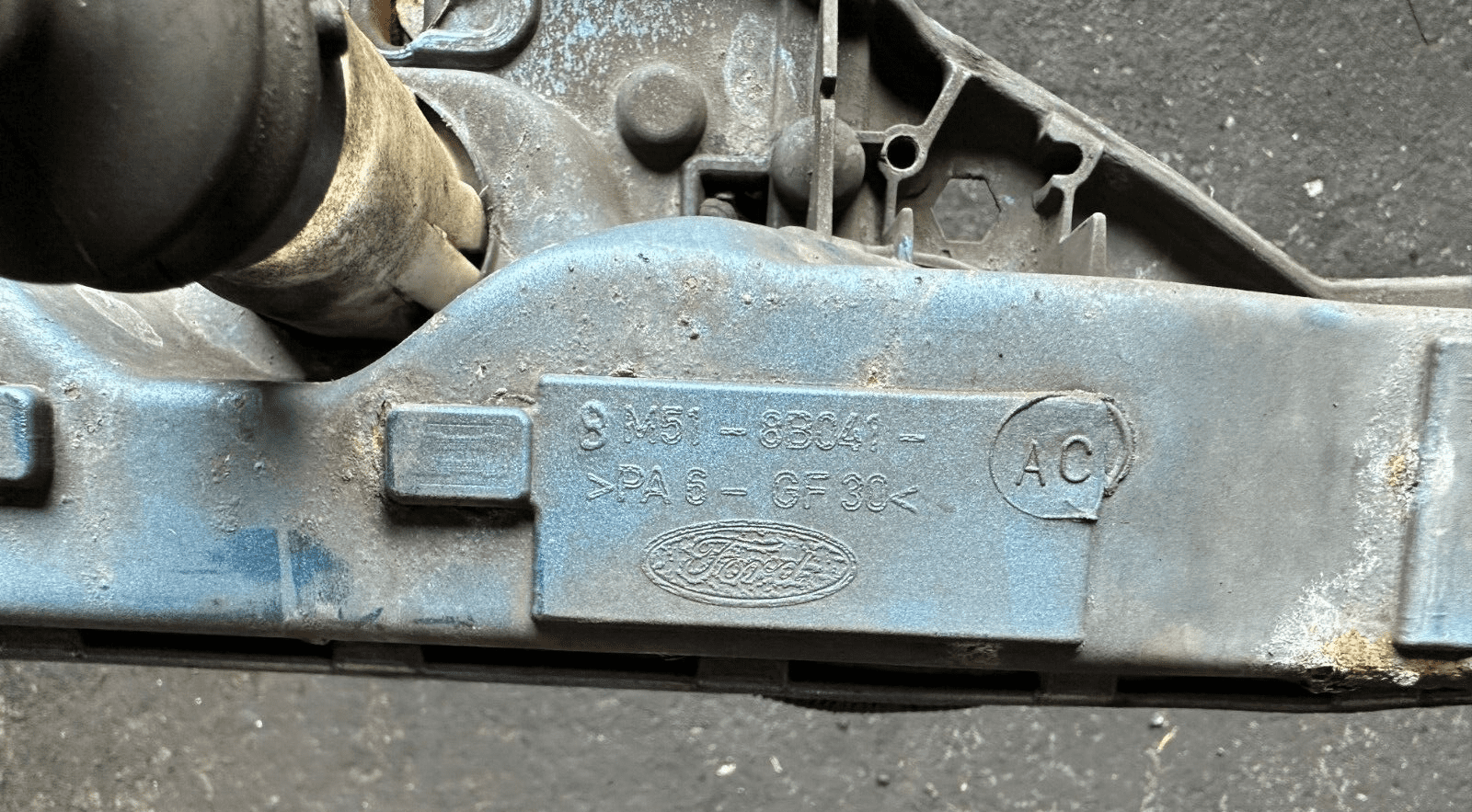 GENUINE FORD FOCUS MK2 BLUE FRONT SLAM PANEL HEADLIGHT HOUSING FRAME ...