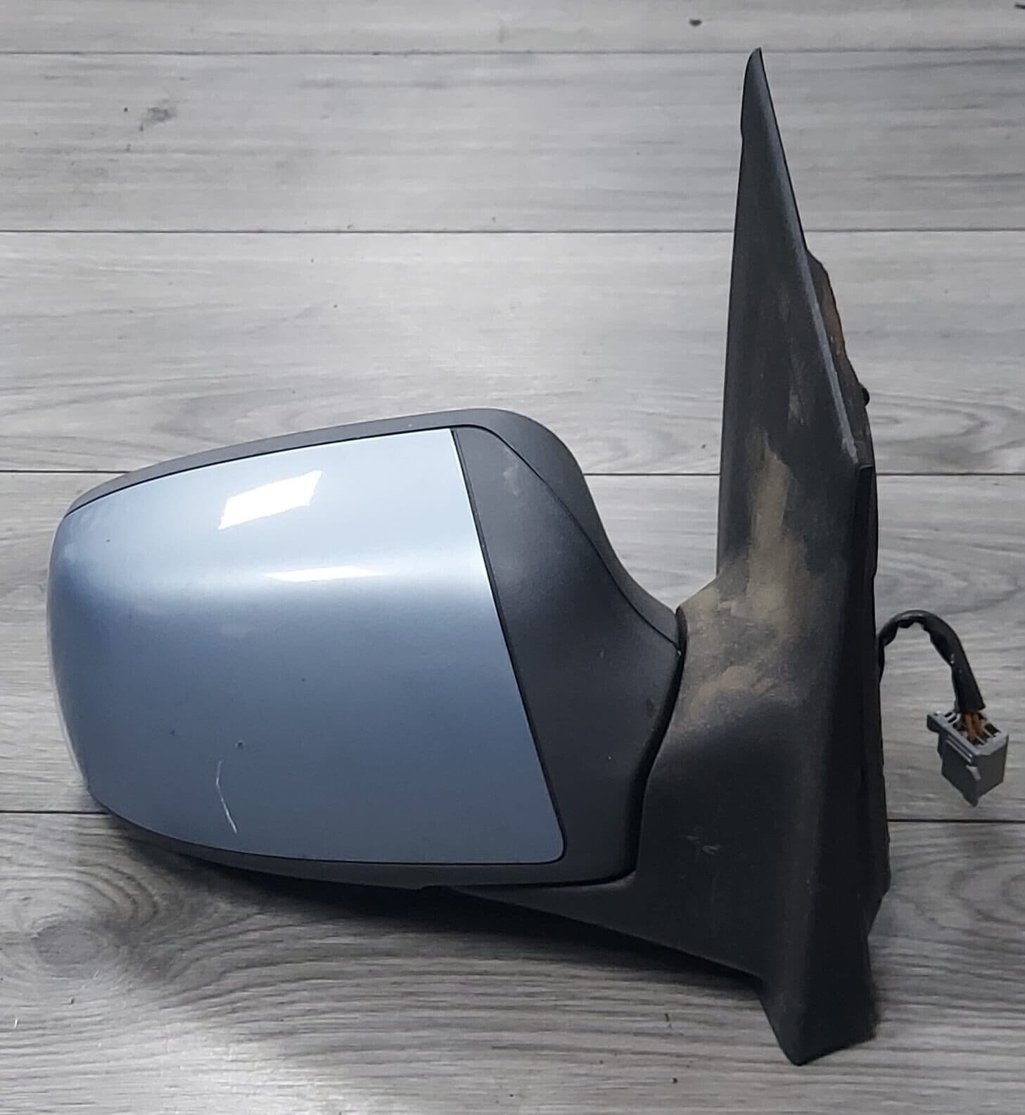 Left Side Driver Mirror For 2002-2007 Ford Focus - Manual, Paint-to-Match