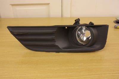 GENUINE FORD FOCUS MK2 FOG SPOT LIGHT N/S/F PASSENGER SIDE 3M51-15K202-AB 05-08