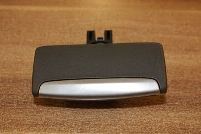 GENUINE FORD FOCUS MK2 GLOVE BOX LID LATCH CATCH GHIA TITANIUM 2005 - 2011