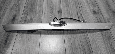 GENUINE FORD FOCUS MK2 MOONDUST SILVER TAILGATE HANDLE & CAMERA 2008 - 2011