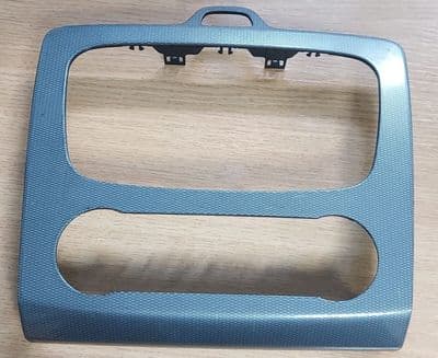 GENUINE FORD FOCUS MK2 RADIO FASCIA SURROUND TRIM GREY CARBON  2008 - 2011