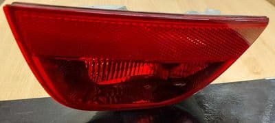 GENUINE FORD FOCUS MK2 REAR FOG LIGHT DRIVER RIGHT  2004 - 2007