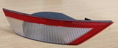 GENUINE FORD FOCUS MK2 REAR REVERSE LIGHT PASSENGER LEFT 8M51-15501-AB 2008-2011