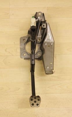 GENUINE FORD FOCUS MK2 ST 2.5 PETROL SILVER BRAKE PEDAL 6M5Y-2467-BD 2005 - 2007