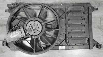 GENUINE FORD FOCUS MK2 ST ST225 2.5 PETROL RADIATOR FAN & MODULE 2005 - 2011
