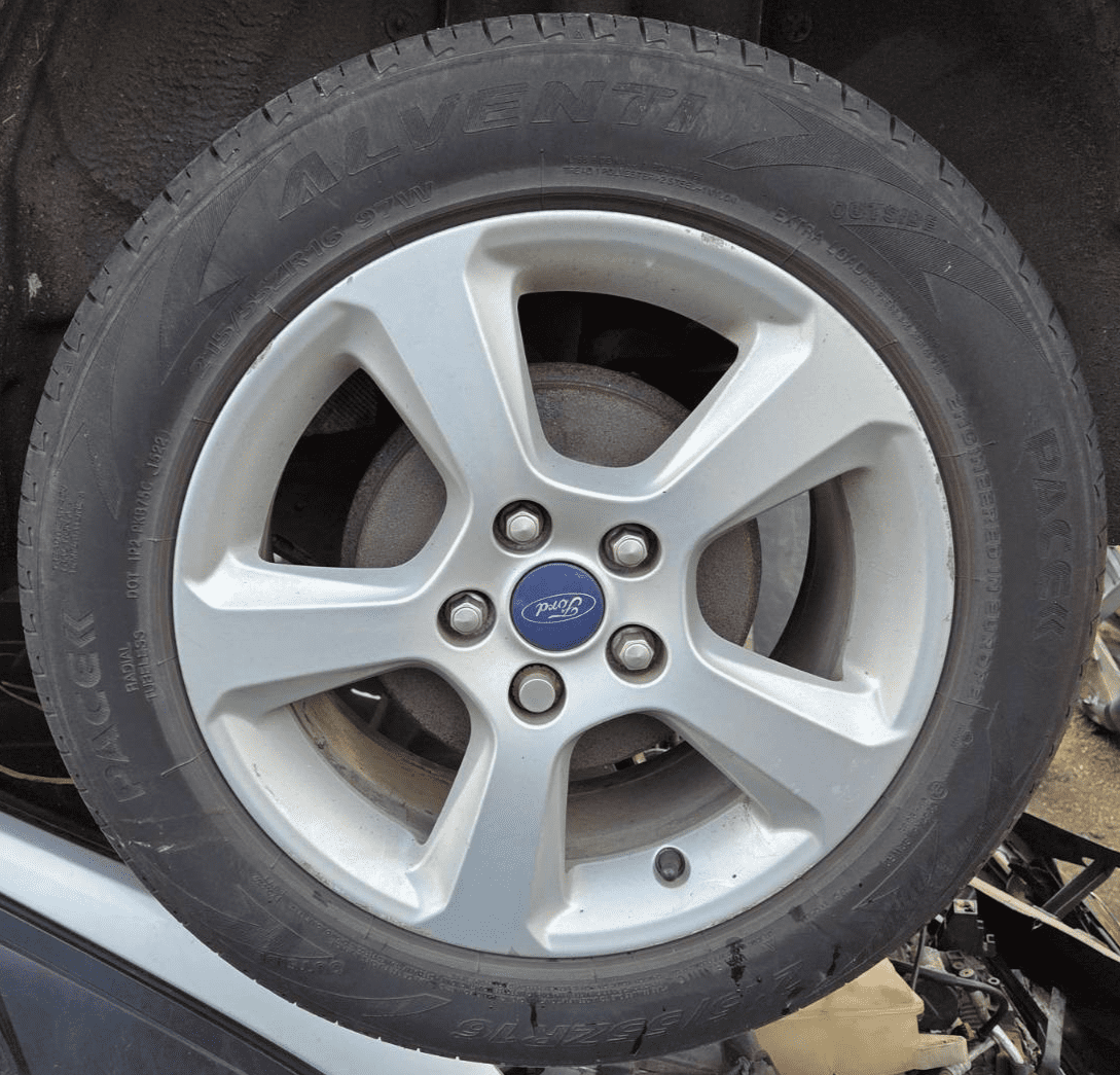 GENUINE FORD FOCUS MK3 16