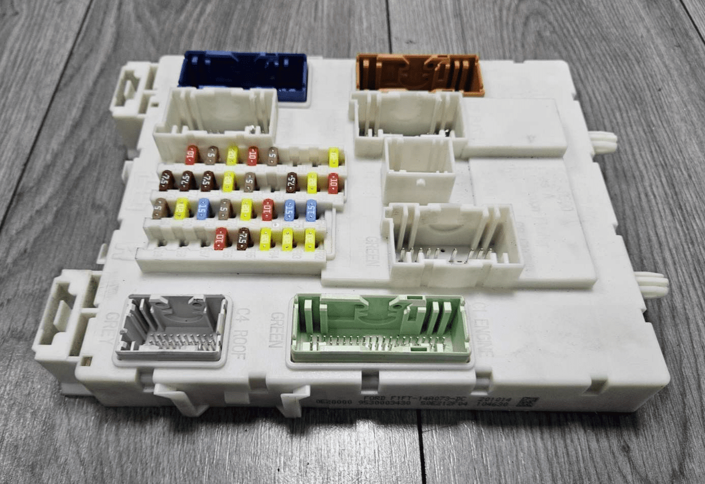 GENUINE FORD FOCUS MK3 BODY CONTROL MODULE FUSE BOX BCM F1FT-14A073-DC ...