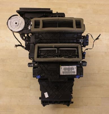 GENUINE FORD FOCUS MK3 COMPLETE HEATER MATRIX H1F1-19B555-FB 2015 - 2018