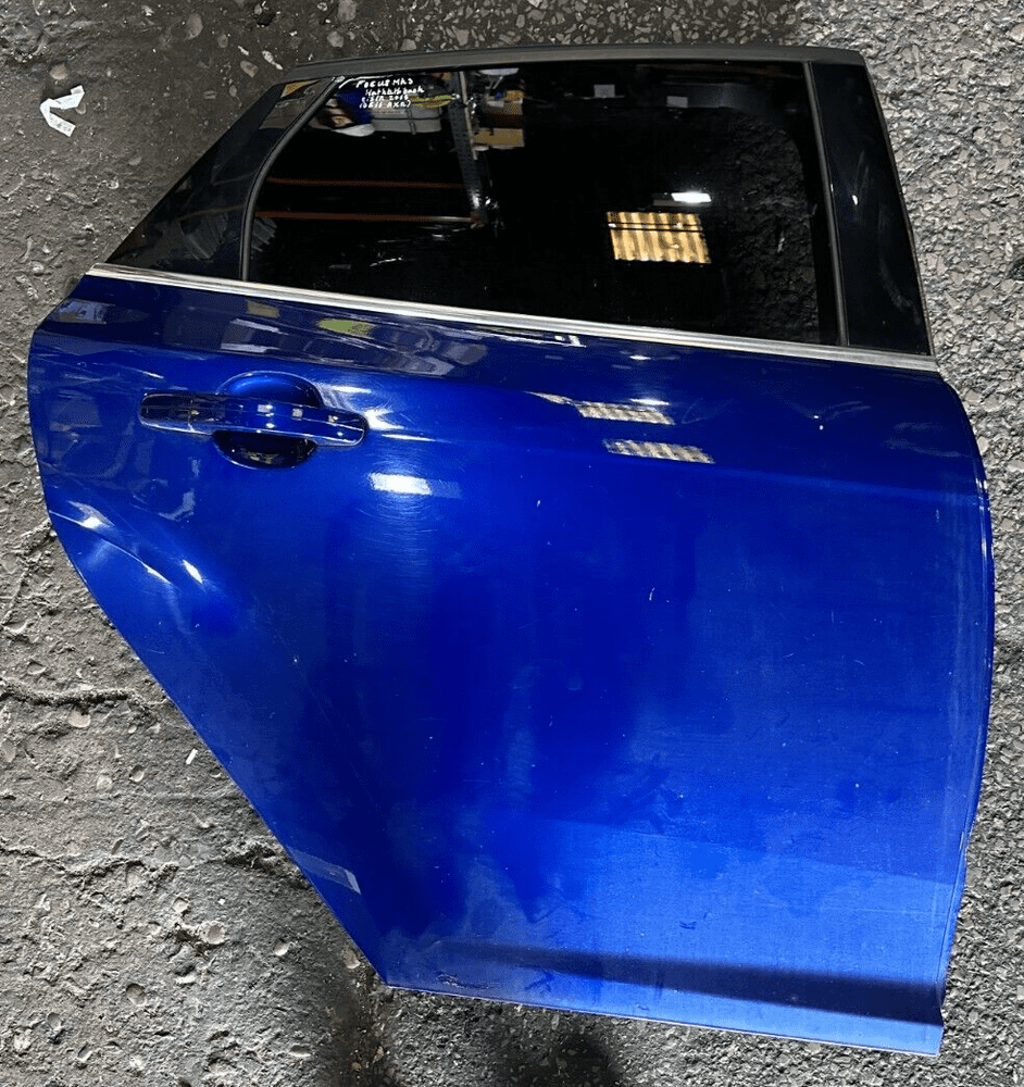 GENUINE FORD FOCUS MK3 DRIVER RIGHT REAR DOOR DEEP IMPACT BLUE 2011 - 2018