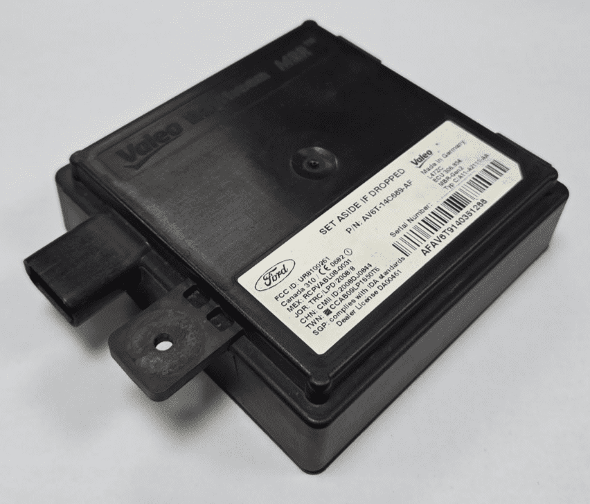 GENUINE FORD FOCUS MK3 LEFT BLIND SPOT BLIS MODULE AV6T-14C689-AF 2011 ...