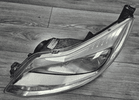 GENUINE FORD FOCUS MK3 PASSENGER LEFT HEADLIGHT SILVER BM51-13W030-PB 2011-2015