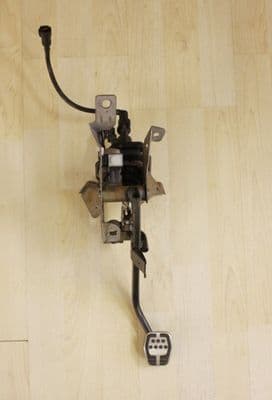 GENUINE FORD FOCUS MK3 RS SILVER CLUTCH PEDAL EV61-7B633-FC 2015 - 2018