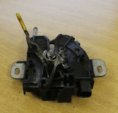GENUINE FORD GALAXY MK3 S-MAX BONNET CATCH LATCH LOCK AM2A-16700-AA 2010-2015
