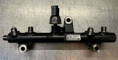 GENUINE FORD GALAXY S-MAX KUGA MONDEO MK4 2.0 TXDA FUEL RAIL SENSOR 2010 - 2014