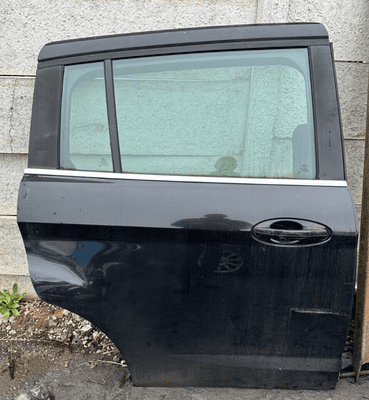 GENUINE FORD GRAND C-MAX DRIVER REAR RIGHT DOOR PANTHER BLACK  2011 - 2015