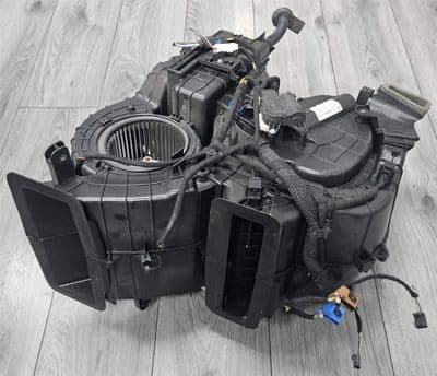 GENUINE FORD KA MK2 1.2 PETROL DIGITAL HEATER MATRIX 9S51-19955-BA 2009-2010