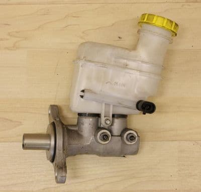 GENUINE FORD KA MK2 BRAKE MASTER CYLINDER AND RESERVOIR 9S51-2C246-AA 2010-2016
