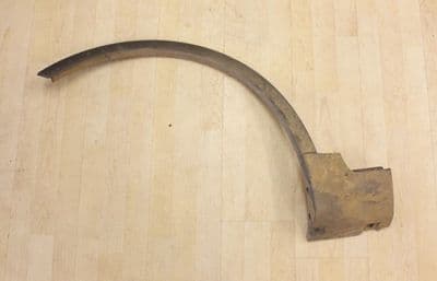 GENUINE FORD KUGA MK1 DRIVER SIDE REAR WHEEL ARCH SURROUND TRIM 2008 - 2012