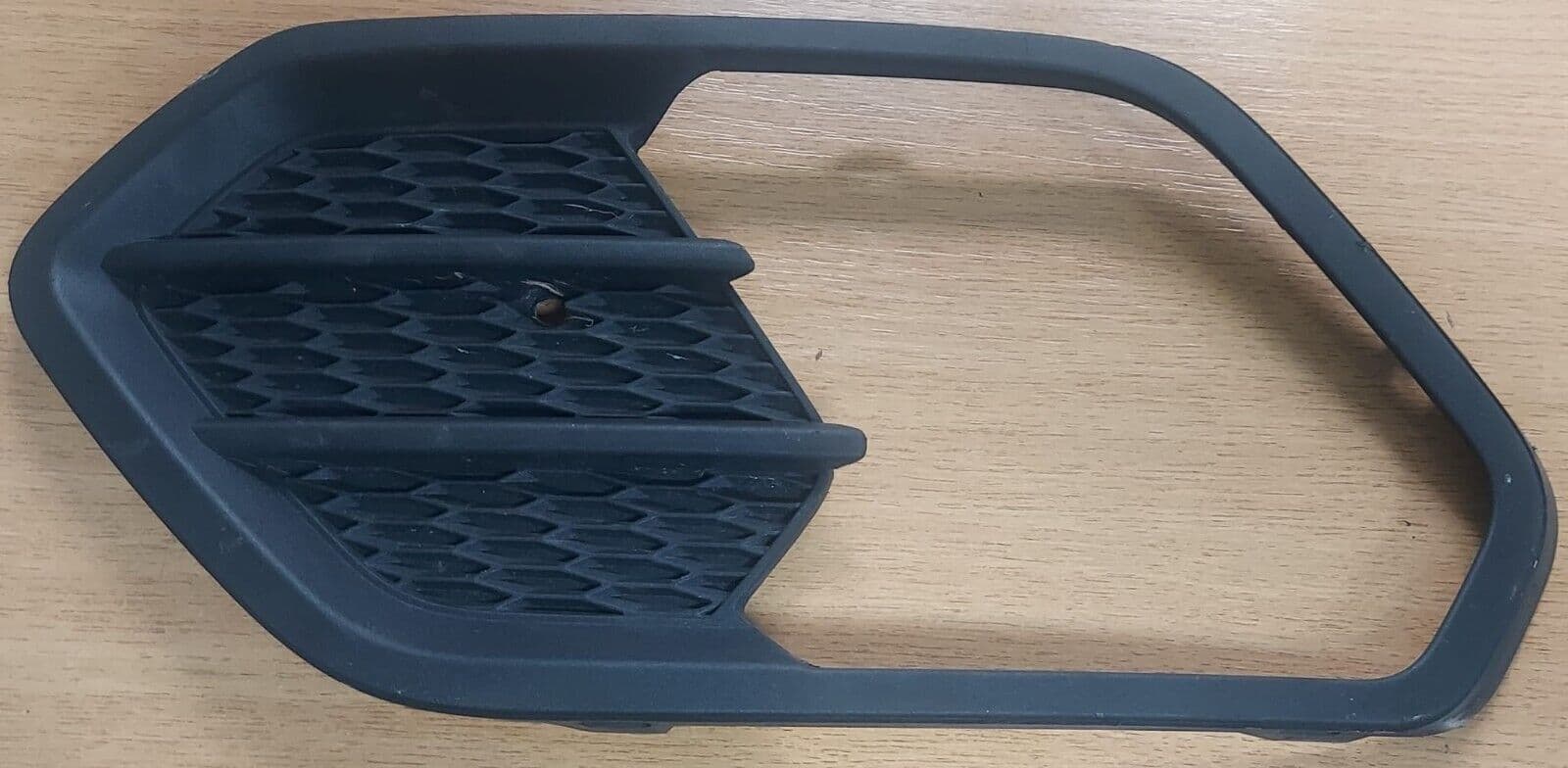 GENUINE FORD KUGA MK2 FRONT PASSENGER SIDE FOG LIGHT SURROUND TRIM 2015 ...