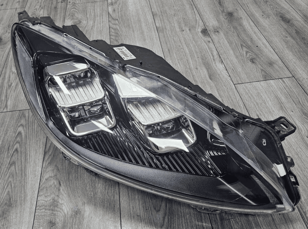 Ford Kuga Scheinwerfer Lv4b 13e014 Fe Led Rechts Sch1608677547bh main image 1