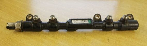 GENUINE FORD MONDEO MK3 2.2 TDCi INJECTOR FUEL RAIL 6S7Q-9D280-AA 2005 - 2007