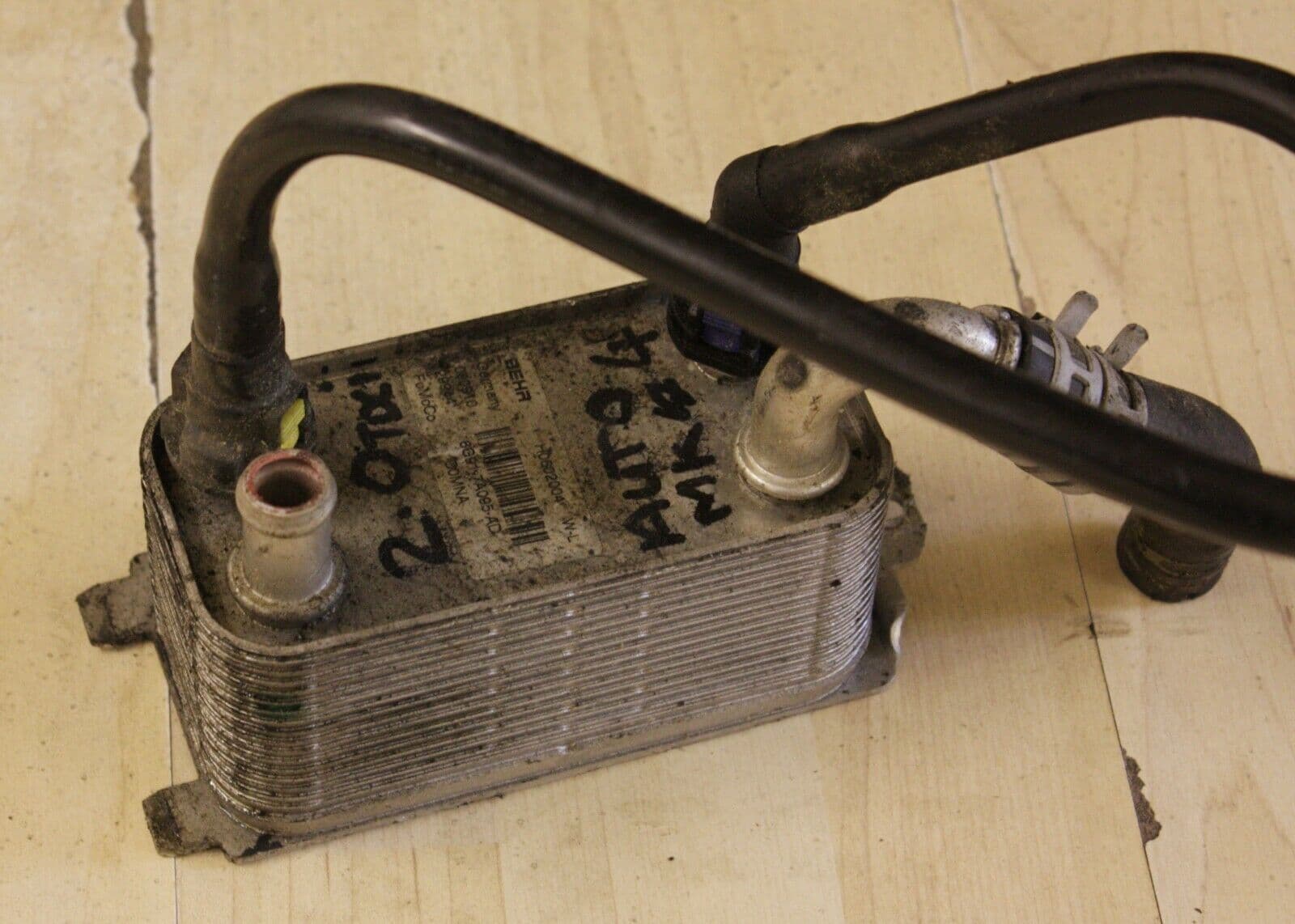 GENUINE FORD MONDEO MK4 2 0 TDCi OIL COOLER FILTER HOUSING 6G91-7A095 ...